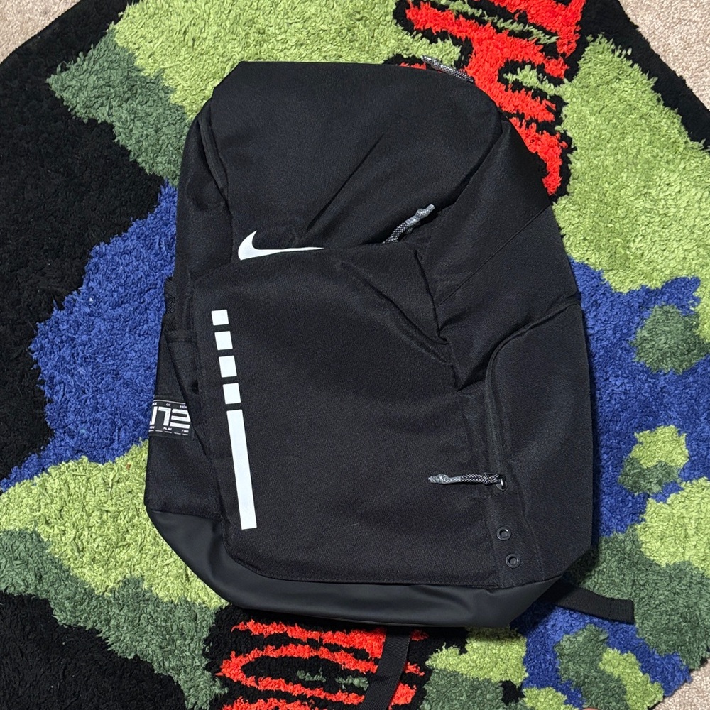 (BRAND NEW)Nike Elite Backpack Black